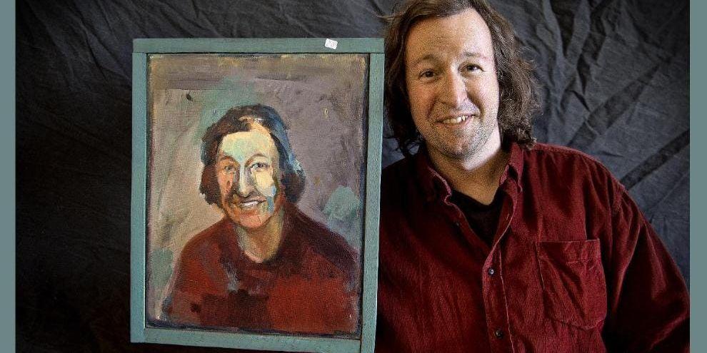 12 april. Årets galnaste porträtt är tavlan jag hittade på loppis i Koberg, att den tycks föreställa kollegan Jonas Myrholm är det ju ingen tvekan om, men det visade sig vara ett porträtt av en äldre dam.