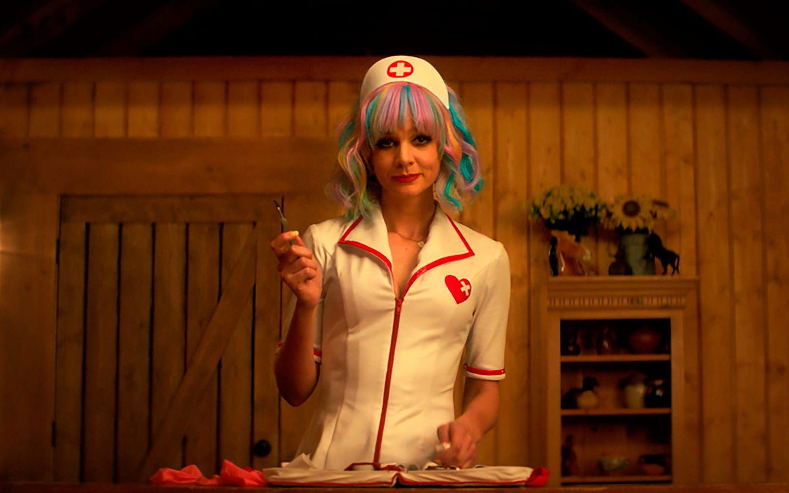 Carey Mulligan spelar huvudrollen i det briljanta hämnddramat 'Promising young woman'. Pressbild.