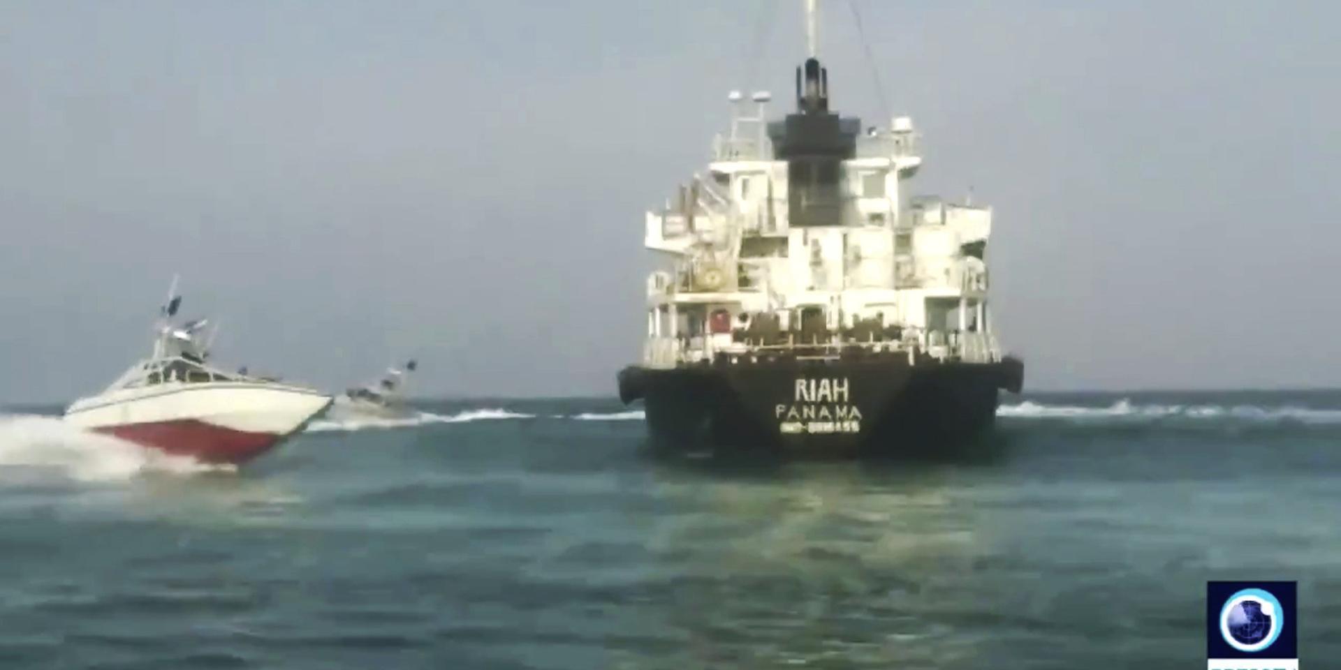 En bild publicerad i statlig iransk tv visar det beslagtagna fartyget.