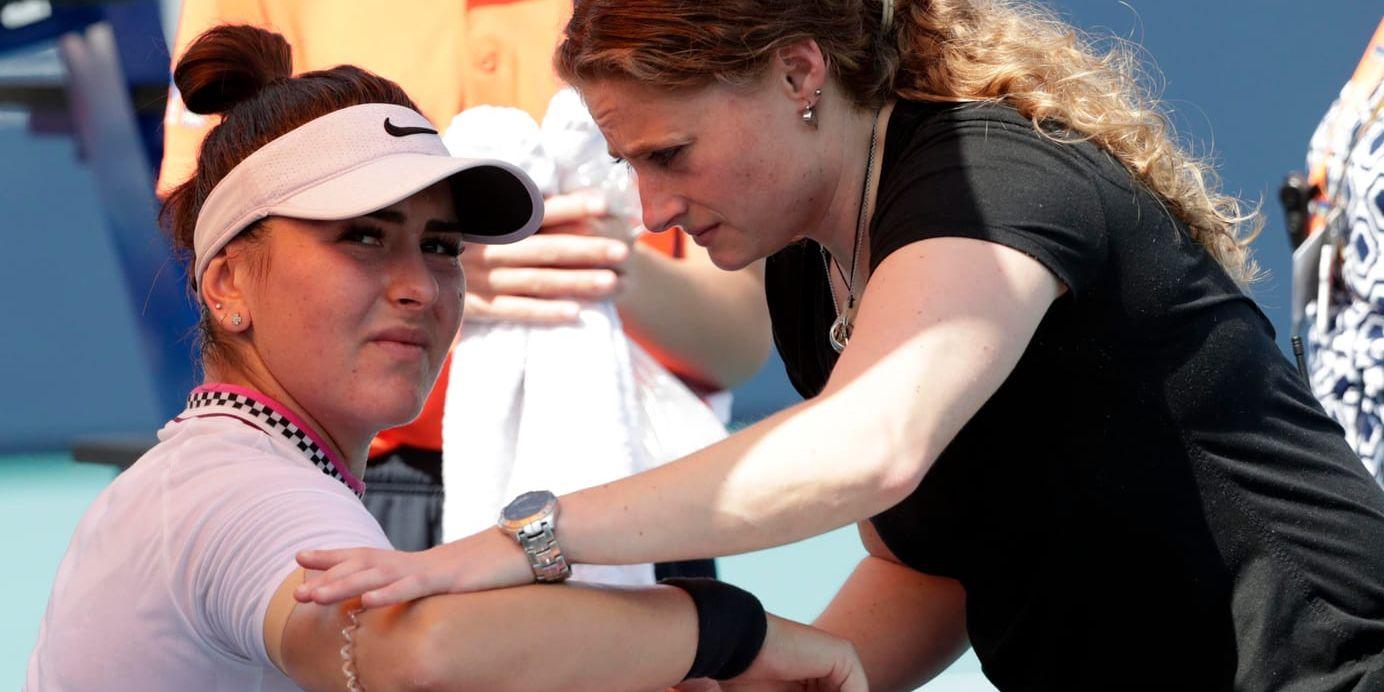 Bianca Andreescus axelproblem tvingade henne att bryta Miami Open.