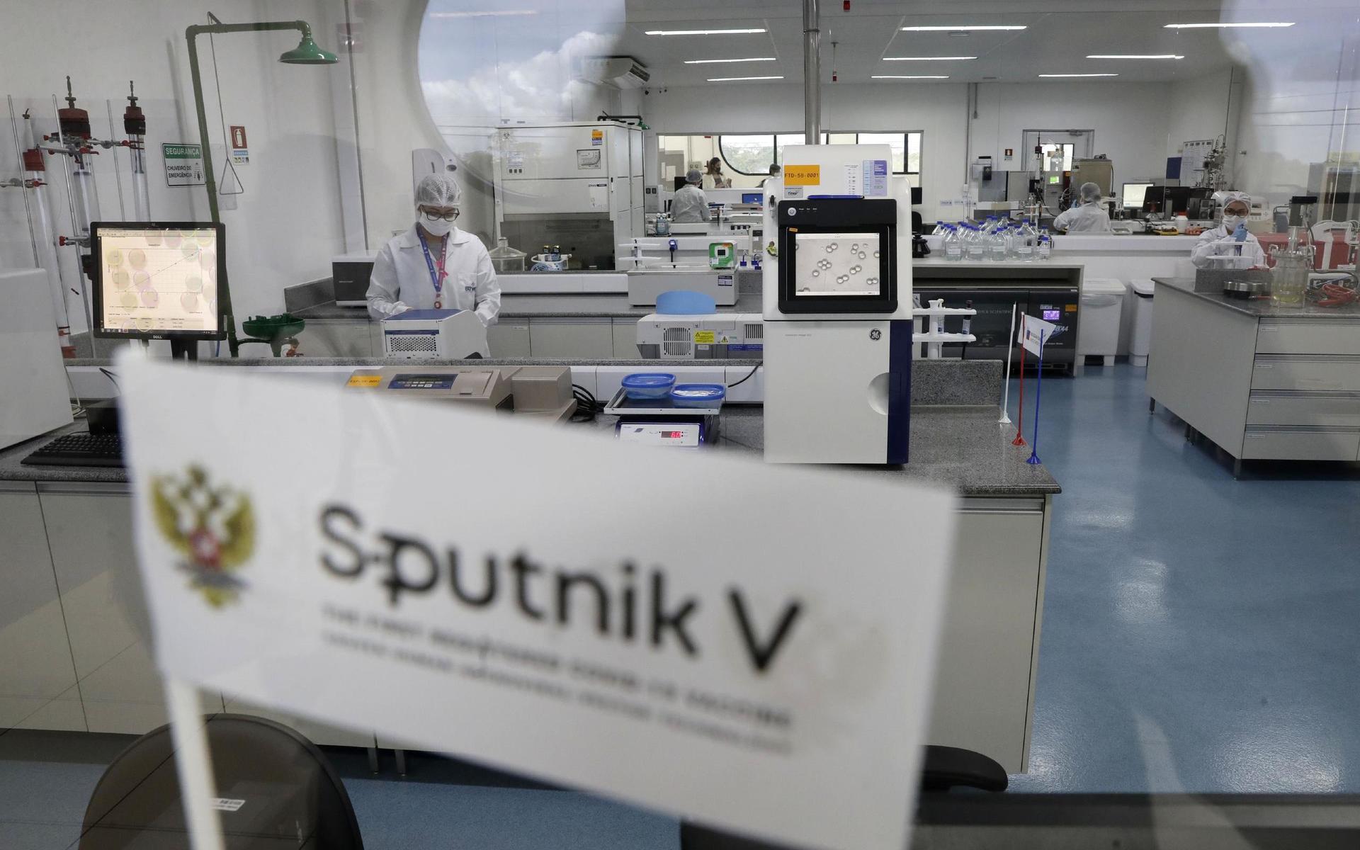 Flera länder inom EU har ställt sig på kö för att få köpa och tillverka det ryska vaccinet Sputnik V. 