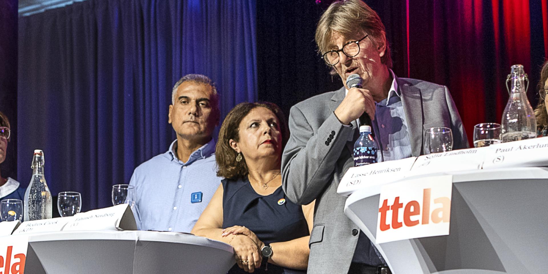 Fahimeh Nordborg (V) och Lasse Henriksen (SD) på TTELA:s valdebatt. 