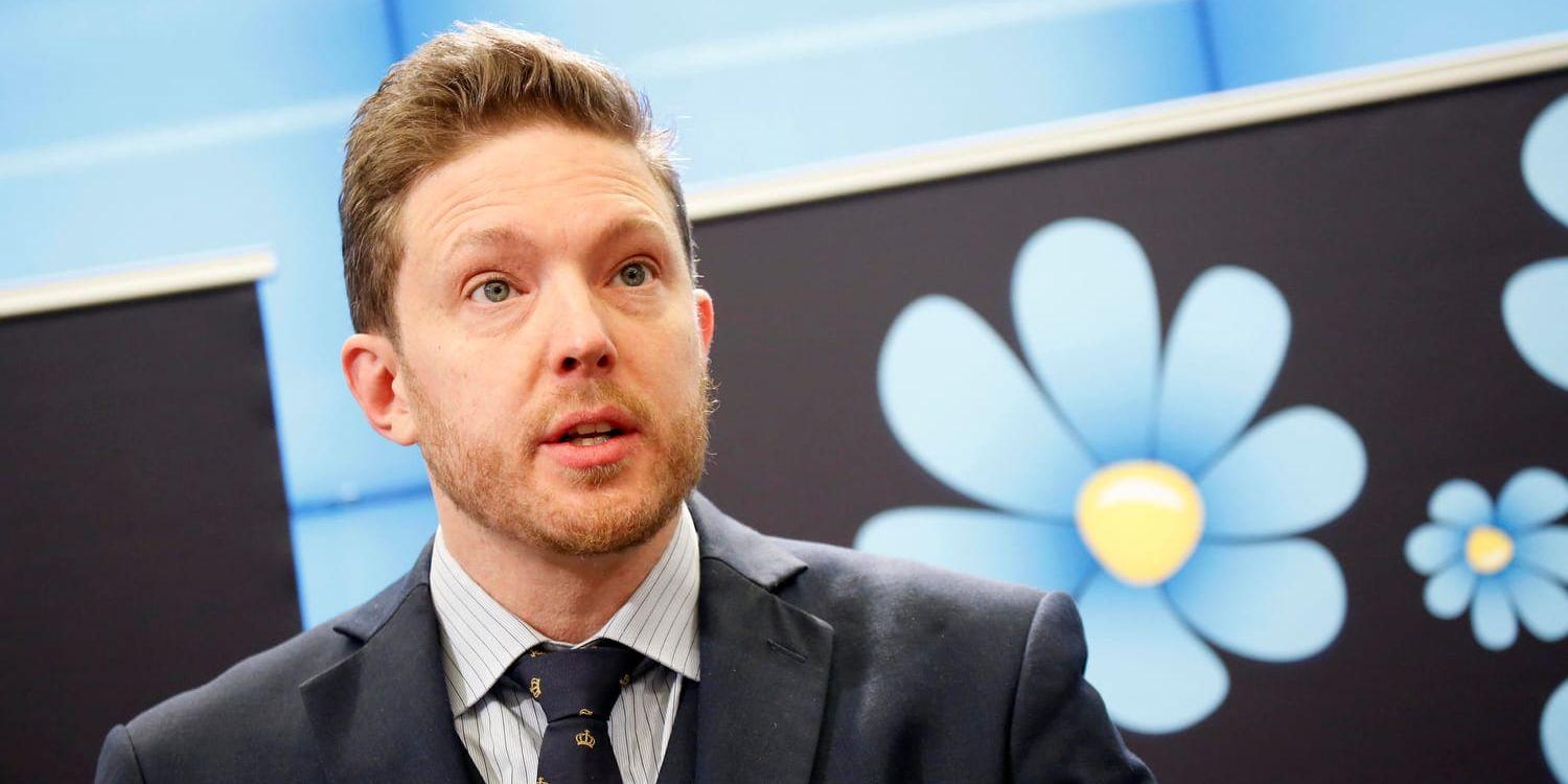 Sverigedemokraternas Josef Fransson är av de 15 tunga partiföreträdare som radikalt vill göra om public service. Arkivbild.