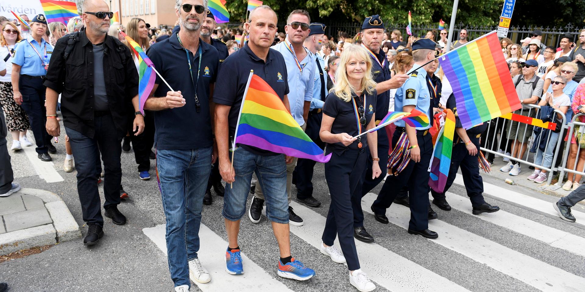 Säpochefen Charlotte von Essen deltog också i prideparaden.