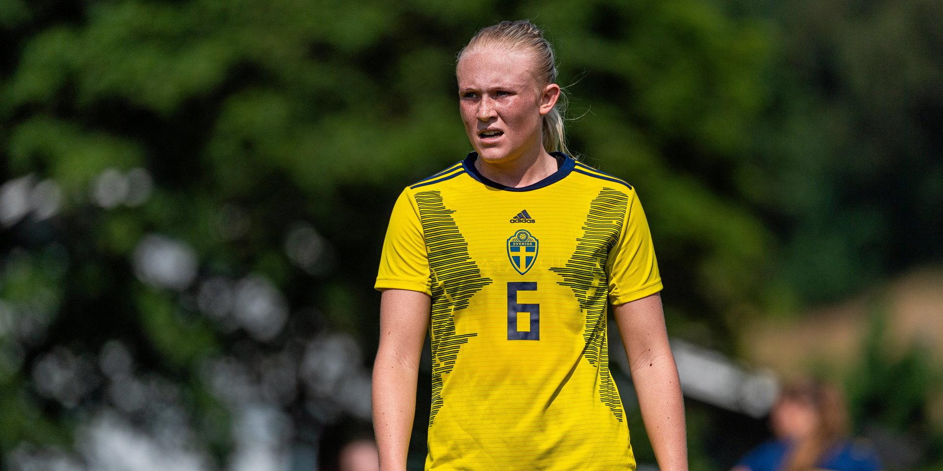 Emilia Bengtsson startade på Sveriges innermittfält i EM-matchen mot Norge. 