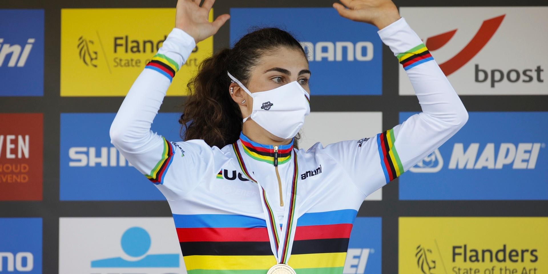 Elisa Balsamo vann damernas linjelopp vid cykel-VM i Belgien.