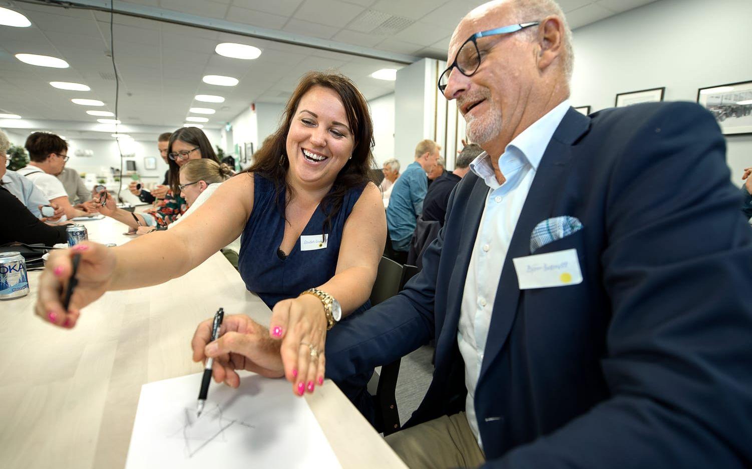 Sandra Lineklint och Björn Brandt vid en träff med Nyföretagarcentrums mentorprogram.