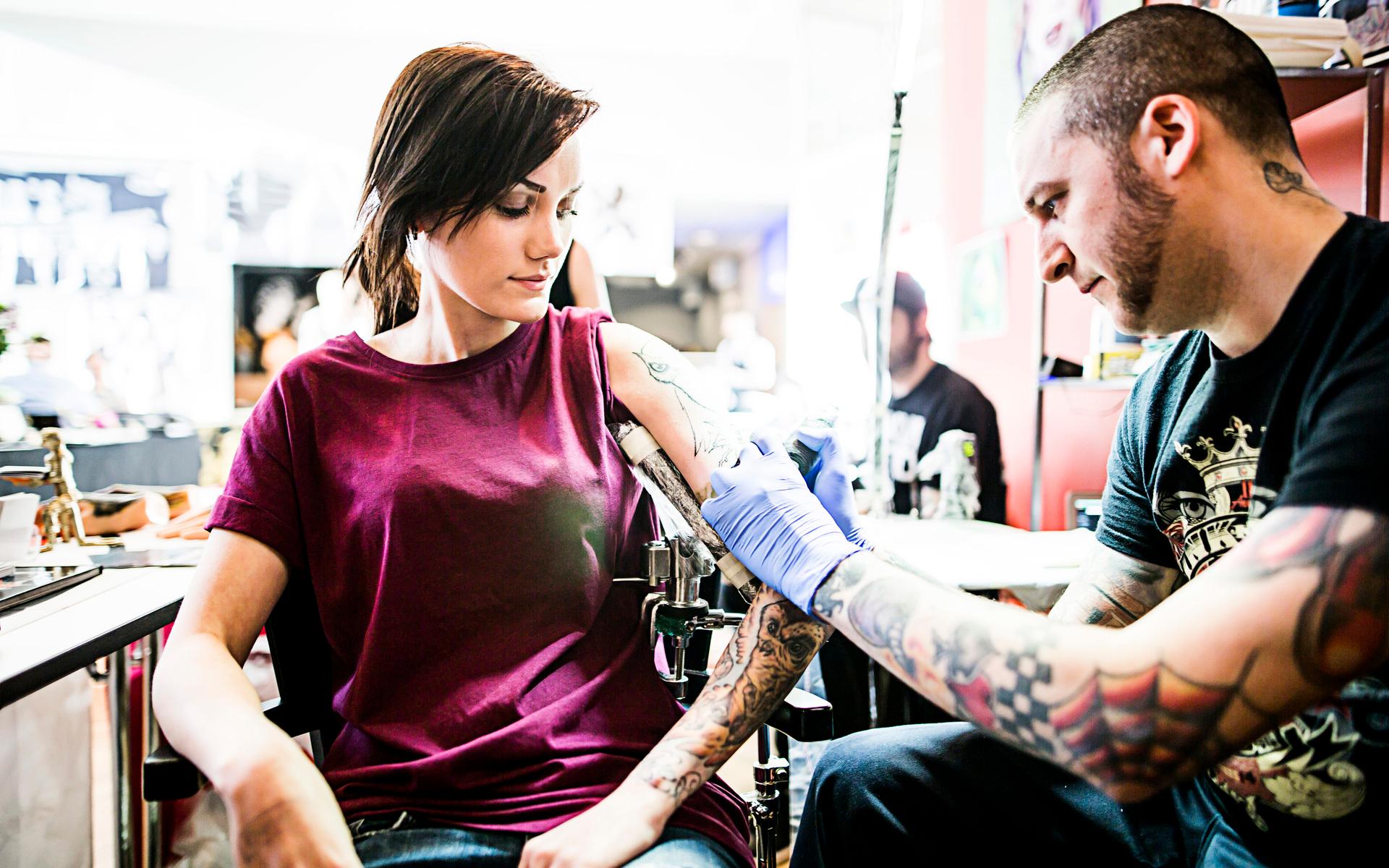 Tatueringsmässa Tattoo MeltdownJenny Karlsson och Tony BFoto: Sebastian Lamotte