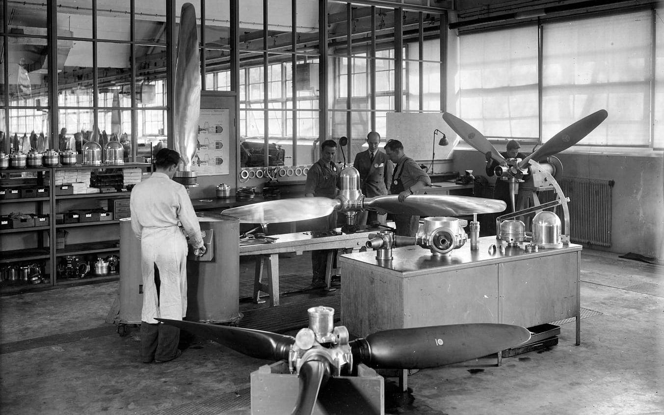 Propellermontering 1942. Foto: Volvo Flygmotor