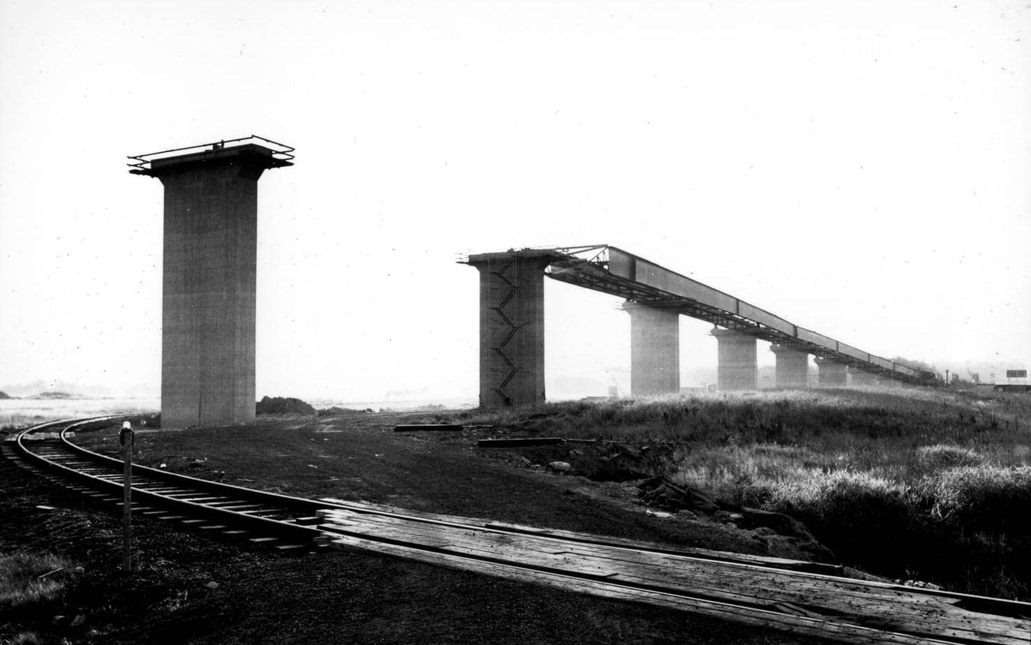 Stallbackabron under bygget 1979. Foto: Volvo Flygmotor