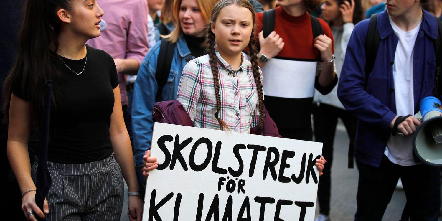 Under fredagen marscherade tusen ungdomar för klimatet på Paris gator, med svenska Greta Thunberg i spetsen.