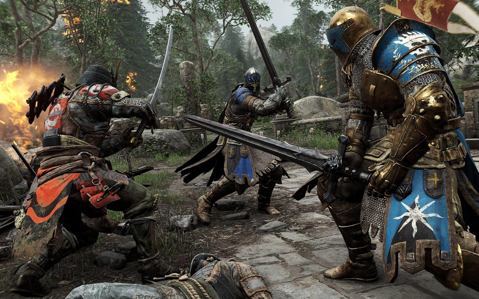 <strong>FOR HONOR.</strong> Är du en viking, samuraj eller riddare? I For Honor kan du själv välja vilken av de medeltida krigarna du vill vara och mäta dig mot andra krigare från samma era. Släpps 14 februari. (PS4, Xbox One, PC)
