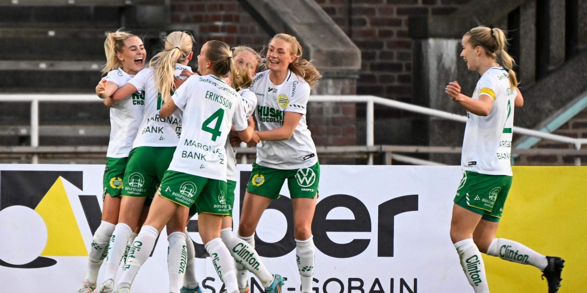 Hammarbyjubel efter att Elsa Karlssons 2–1-mål på tilläggstid i derbyt mot Djurgården.