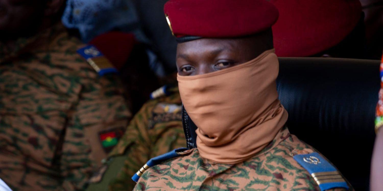 FILE - Burkina Fasos kuppledare, kapten Ibrahim Traoré. Arkivbild.