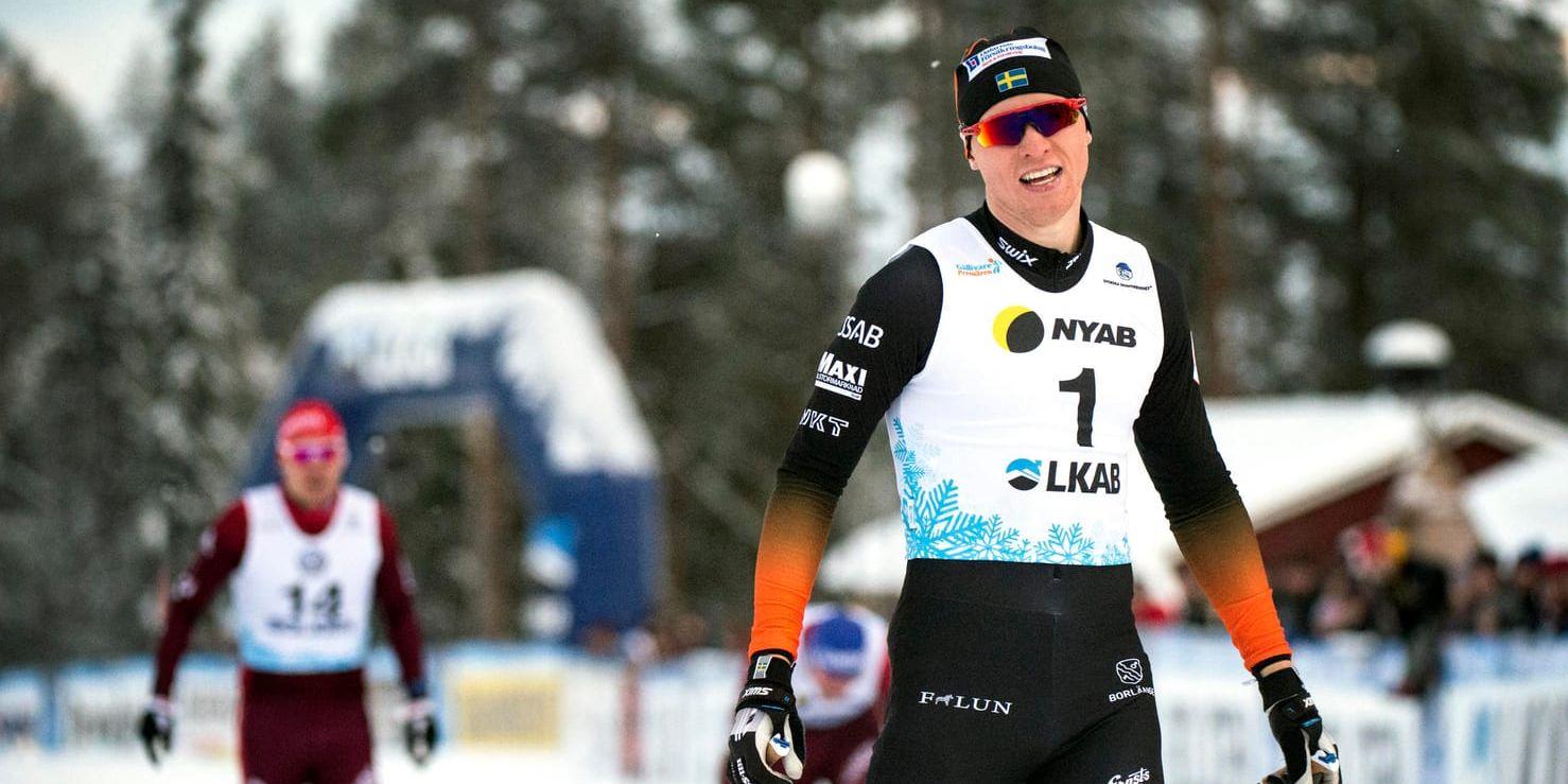 Oskar Svenssons seger i Gällivare var ett stort glädjeämne för sprinttränaren Ola Rawald.