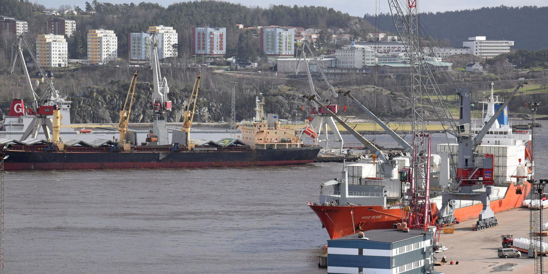 Med bara ett par månader emellan har tullen gjort enorma kokainbeslag ombord på fartyg i Uddevalla hamn. Det handlar om 25 respektive runt 70 kilo kokain. 