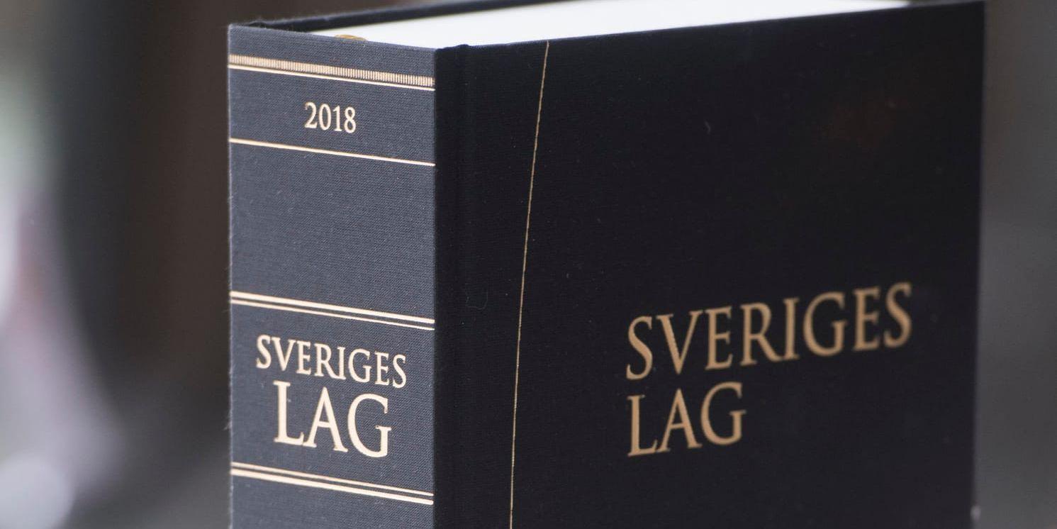 En man har begärts häktad som misstänkt för grov våldtäkt på en åttaårig flicka i Göteborg 1995, sedan polisen gjort en familjesökning på dna-spår. Arkivbild.