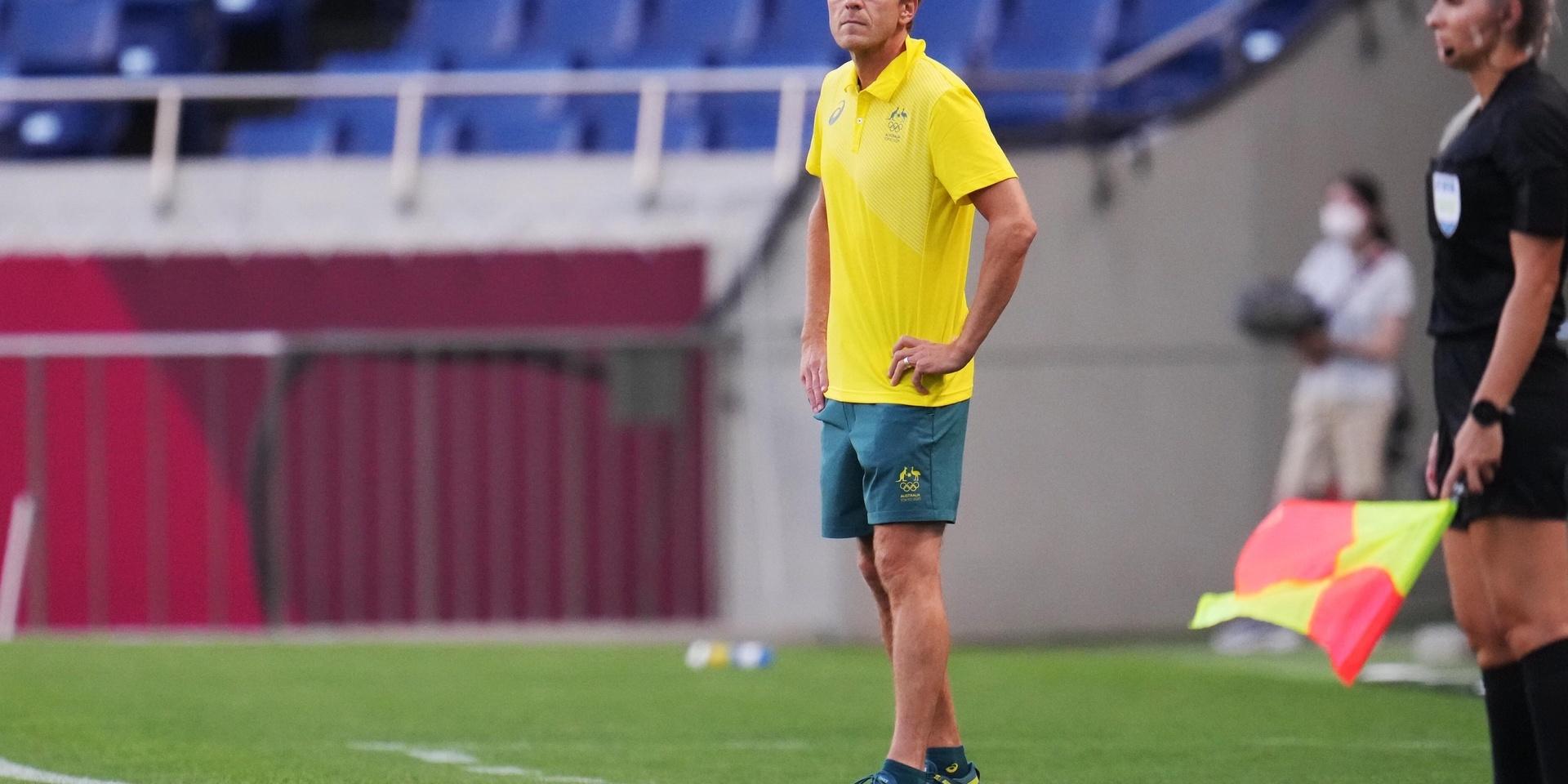 Australiens förbundskapten Tony Gustavsson vet först i eftermiddag om laget går vidare till slutspel i OS-fotbollen.