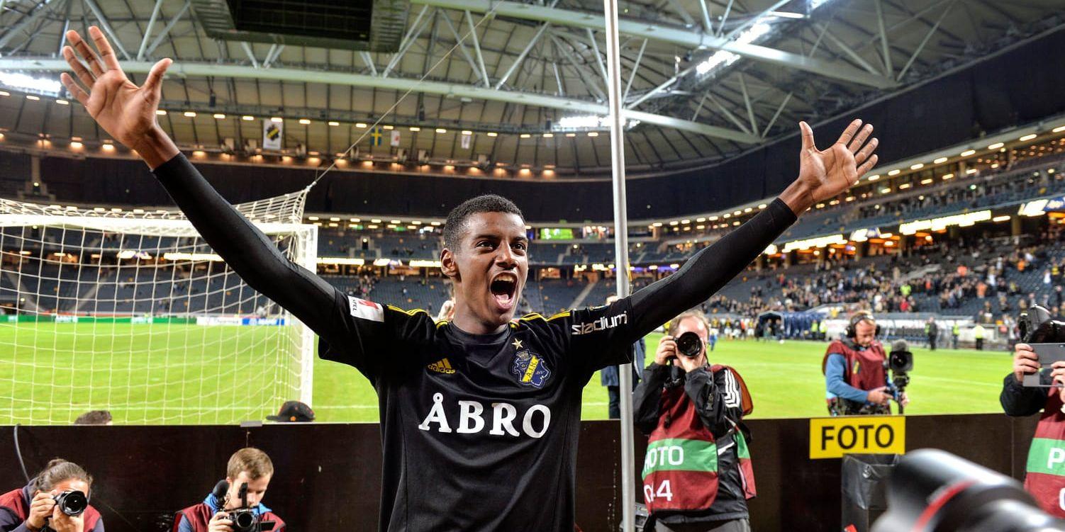 Oktober 2016: Alexander Isak jublar efter att ha gjort två mål i AIK:s 6–0-seger mot Norrköping i allsvenskan. Arkivbild.