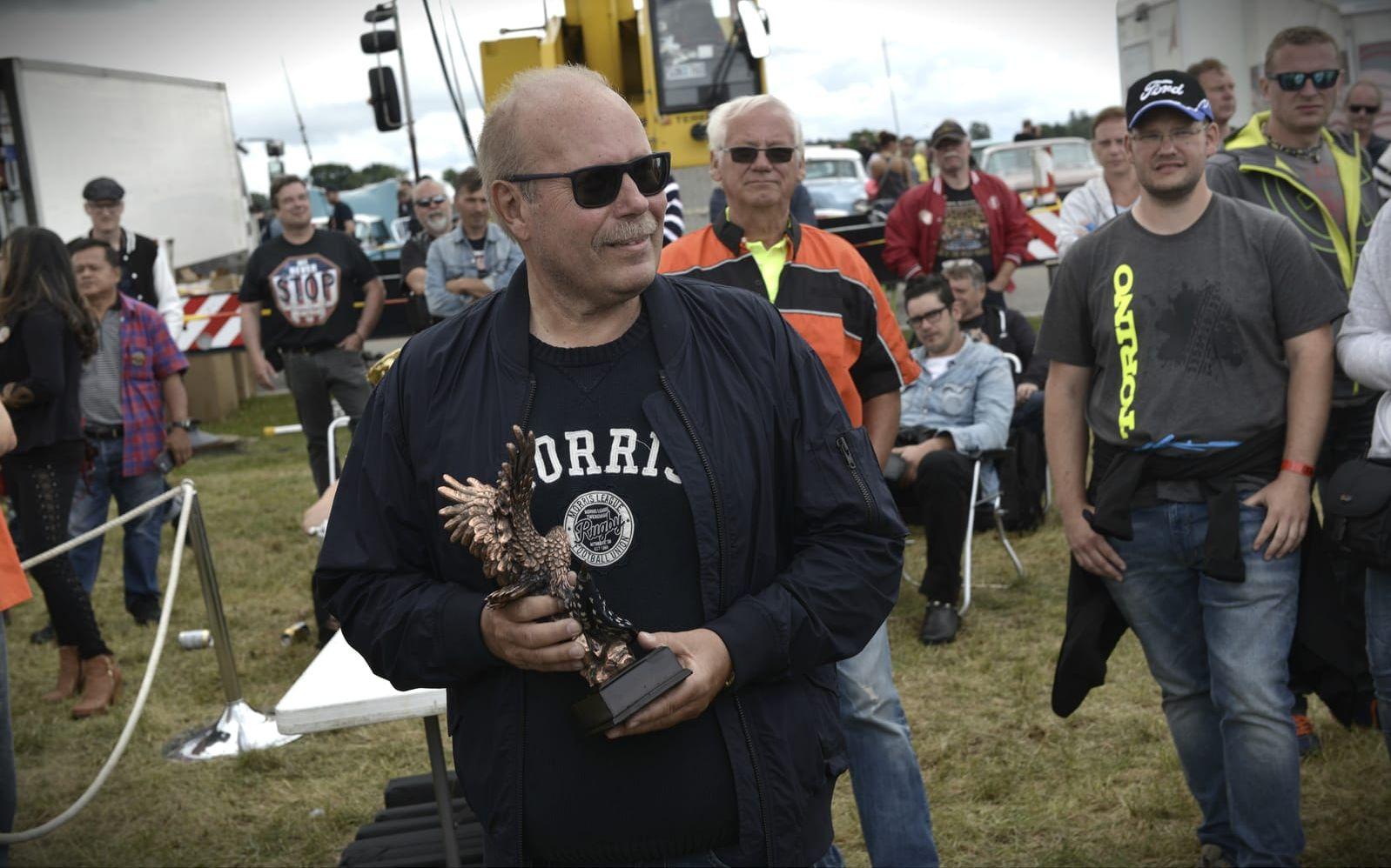 Bengt "Baldi" Davidsson från Vargön fick ta emot ett pris efter att ha varit med på samtliga 40 upplagor av Power Big Meet.