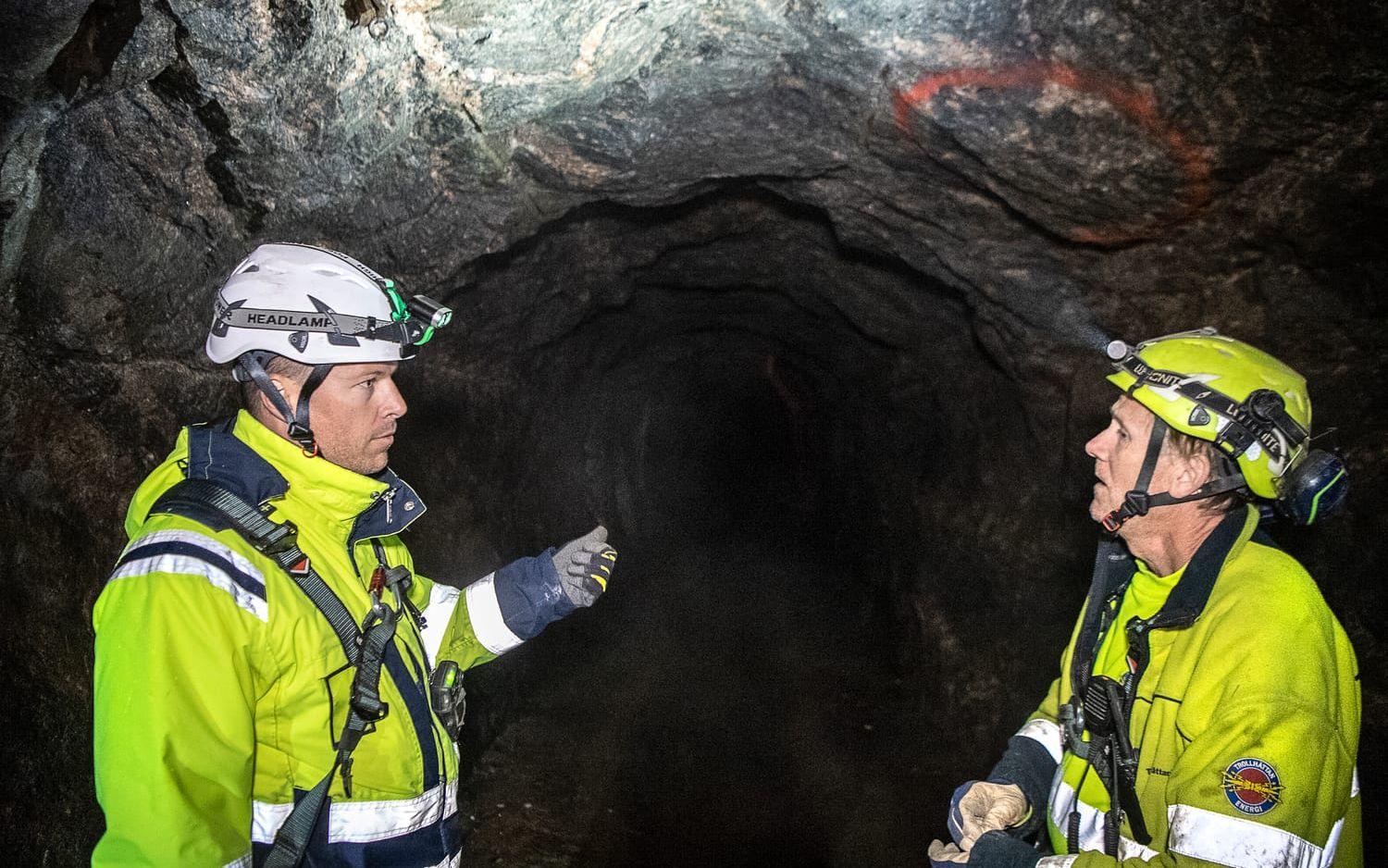Stefan Bohman och Thomas Källehult från Trollhättan Energi var med ner i underjorden.