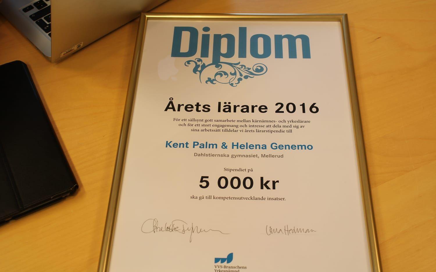 Diplomet som tilldelades med ett stipendium på 5 000 kronor. Bild: Johan Lindahl