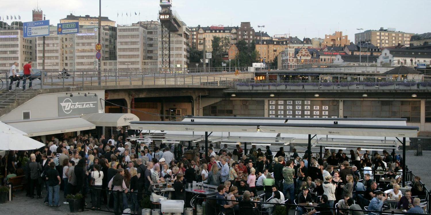 Debaser Slussen i Stockholm tvingades stänga. Nu hotas även Debaser Strand av nedläggning.