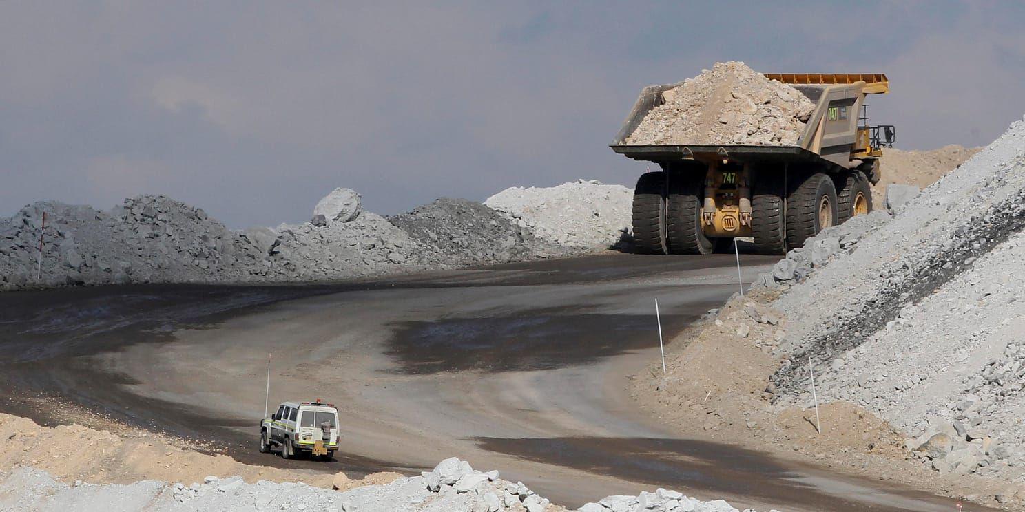 Adani kommer inom kort att börja anlägga vägar i anslutning till gruvan. Arkivbild från en annan australisk kolgruva.