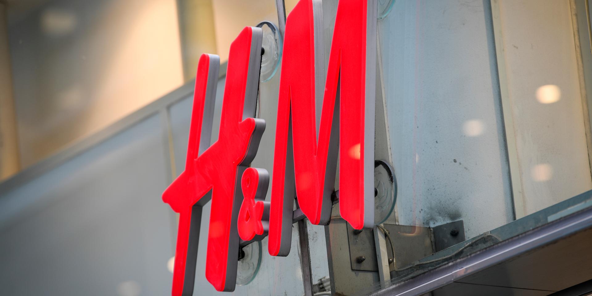 H&M stänger butiken på en av världens mest välkända gator. Arkivbild.