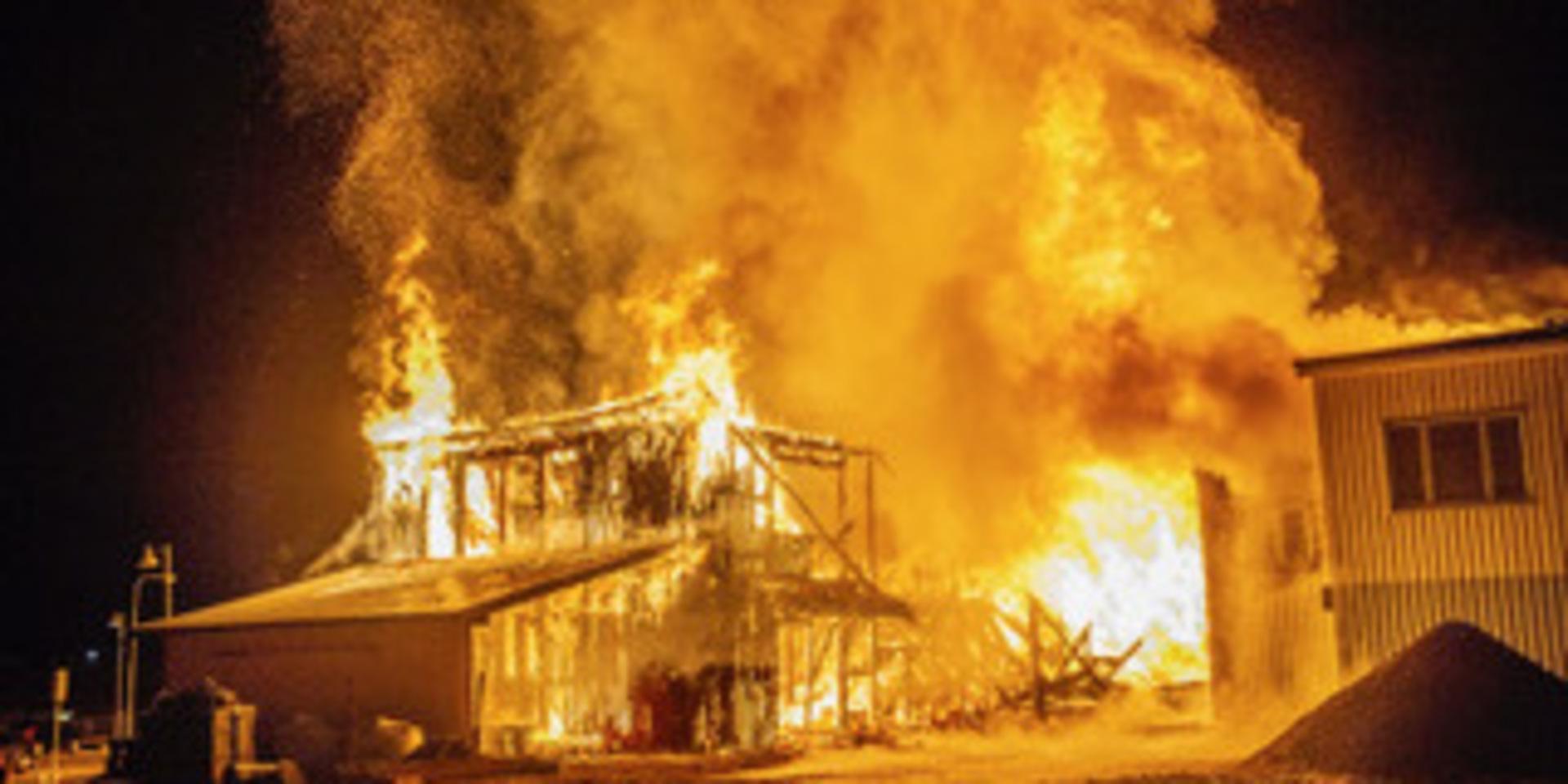 Räddningstjänsten larmades till en brand i Hedemora strax före midnatt. 