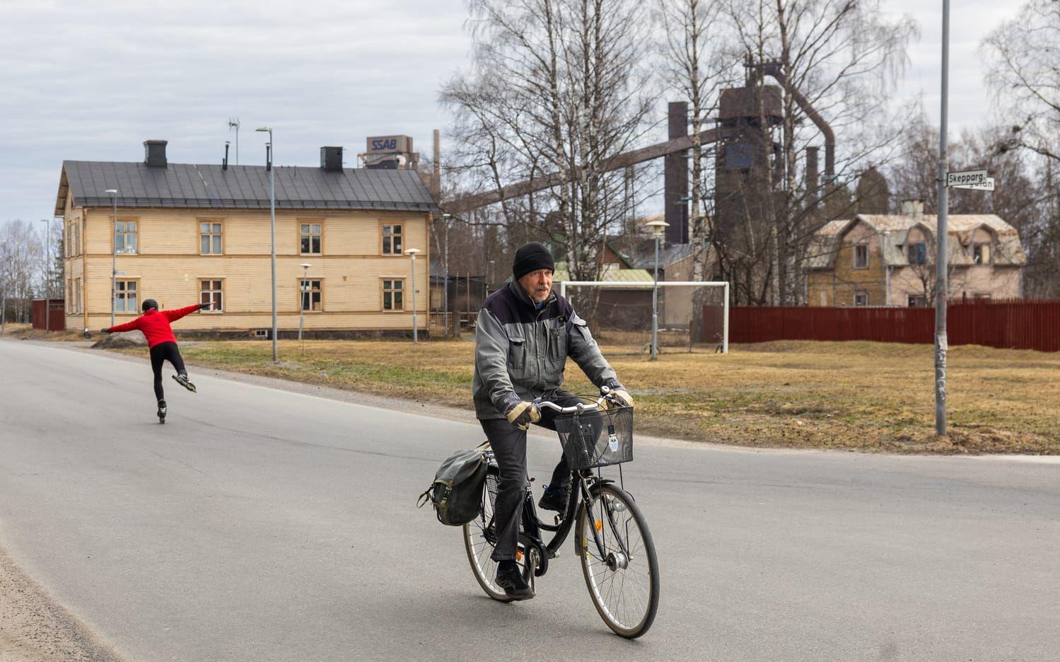 "Det verkar som att ingen vet vad som orsakar sjukdomen. Däremot har jag hört rykten om att det är mycket skit nedgrävt där", säger Ingemar Eriksson. 