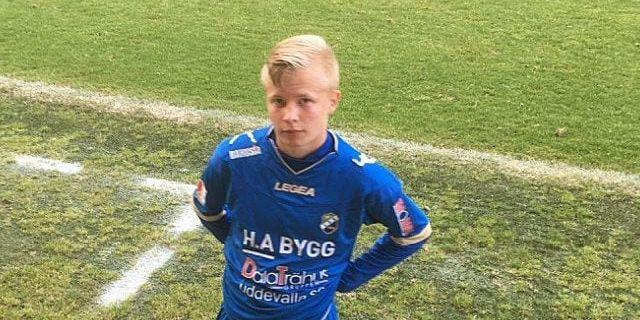 Satsar på fotboll. Kevin Liimatainen från Trollhättan blir ungdomsproffs i Elfsborg.