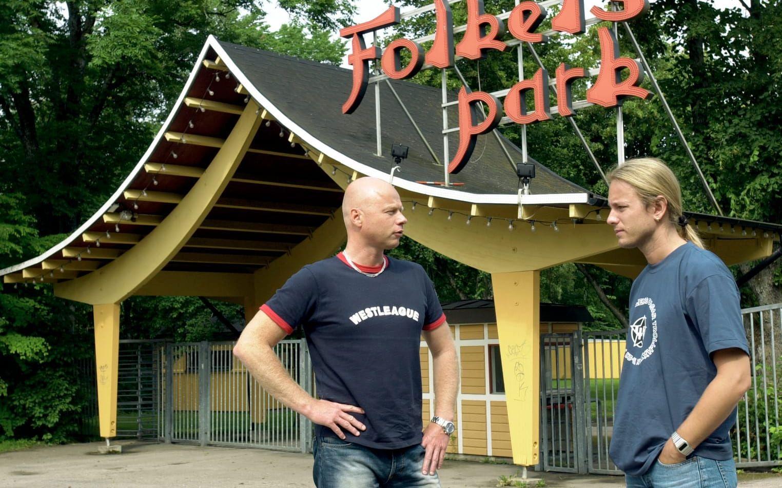 2002 Ulf Adolfsson (Älvhögsborg) och Tommy Svensson (kommunen) vill berätta inför Lundell och Uggla- konserterna på Folkets Park.