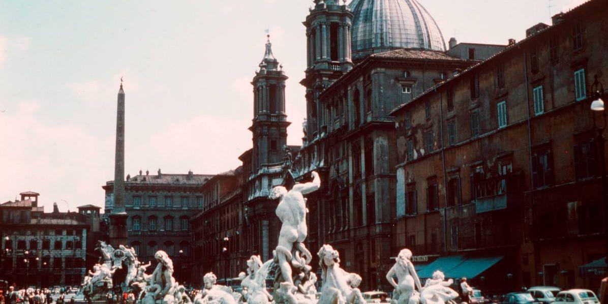 Fontänen Fontana di Moro på Piazza Navona i Rom. Arkivbild.