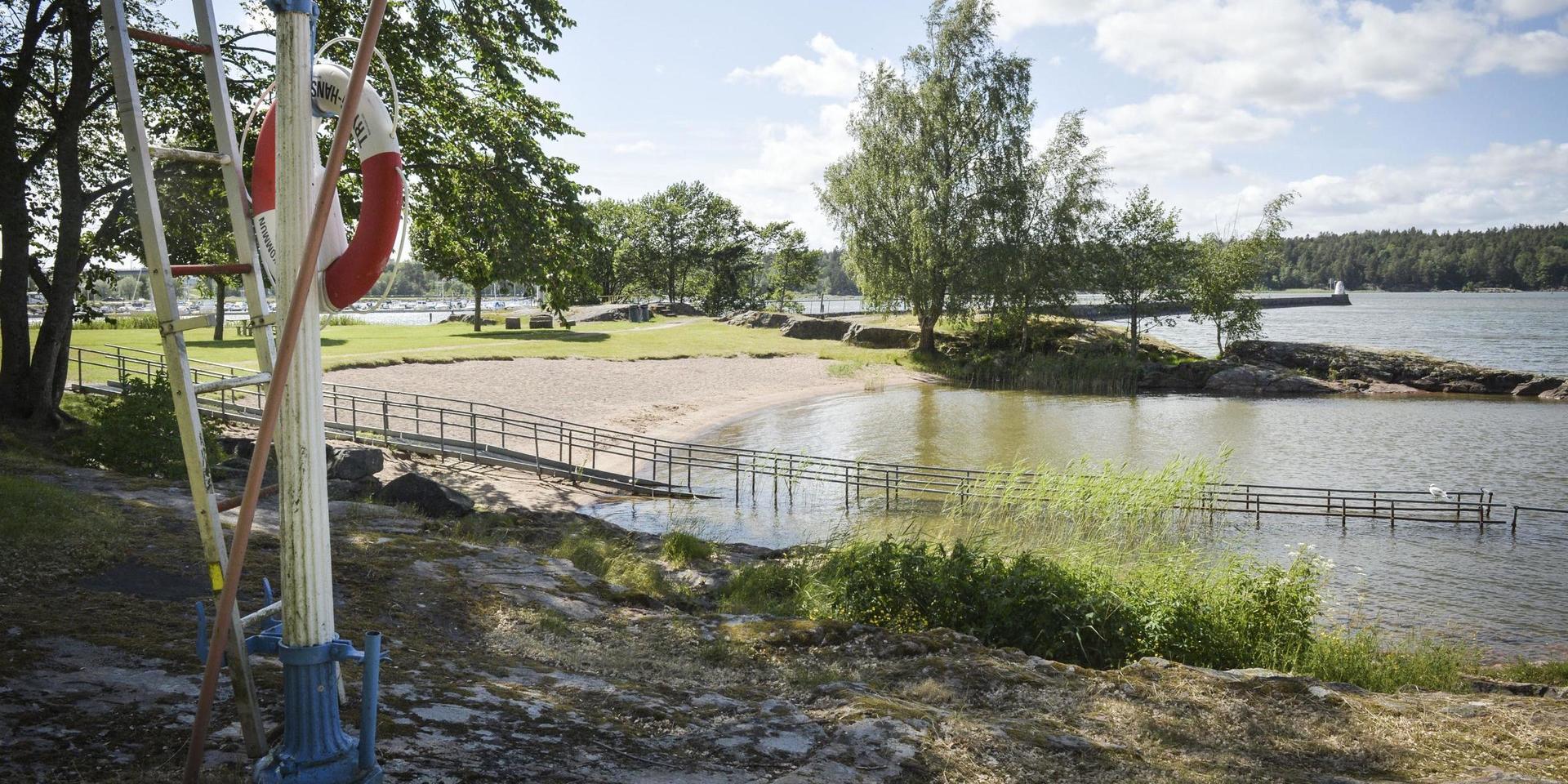 Den dåliga vattenkvaliteten på Skräcklan barnbadet gör att Vänersborgs kommun avråder från bad under hela säsongen. 