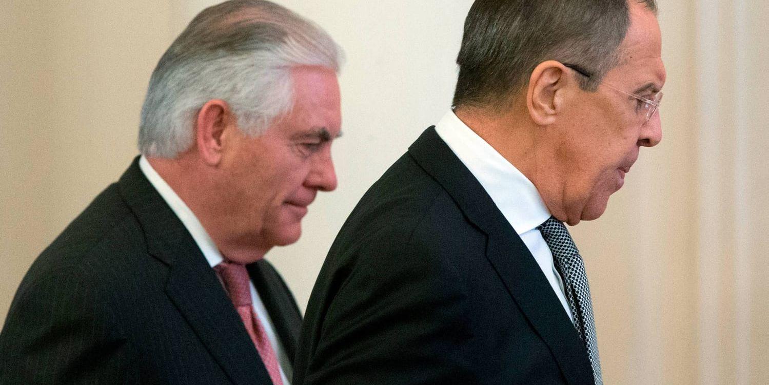 USA:s utrikesminister Rex Tillerson, till vänster, och Rysslands utrikesminister Sergei Lavrov planerar att träffas till helgen. Arkivbild.