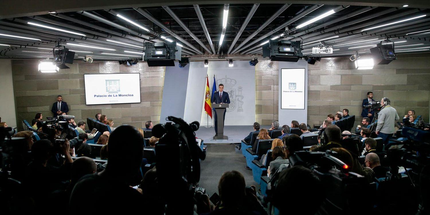 Premiärminister Pedro Sánchez meddelar att Spanien går till nyval 28 april.