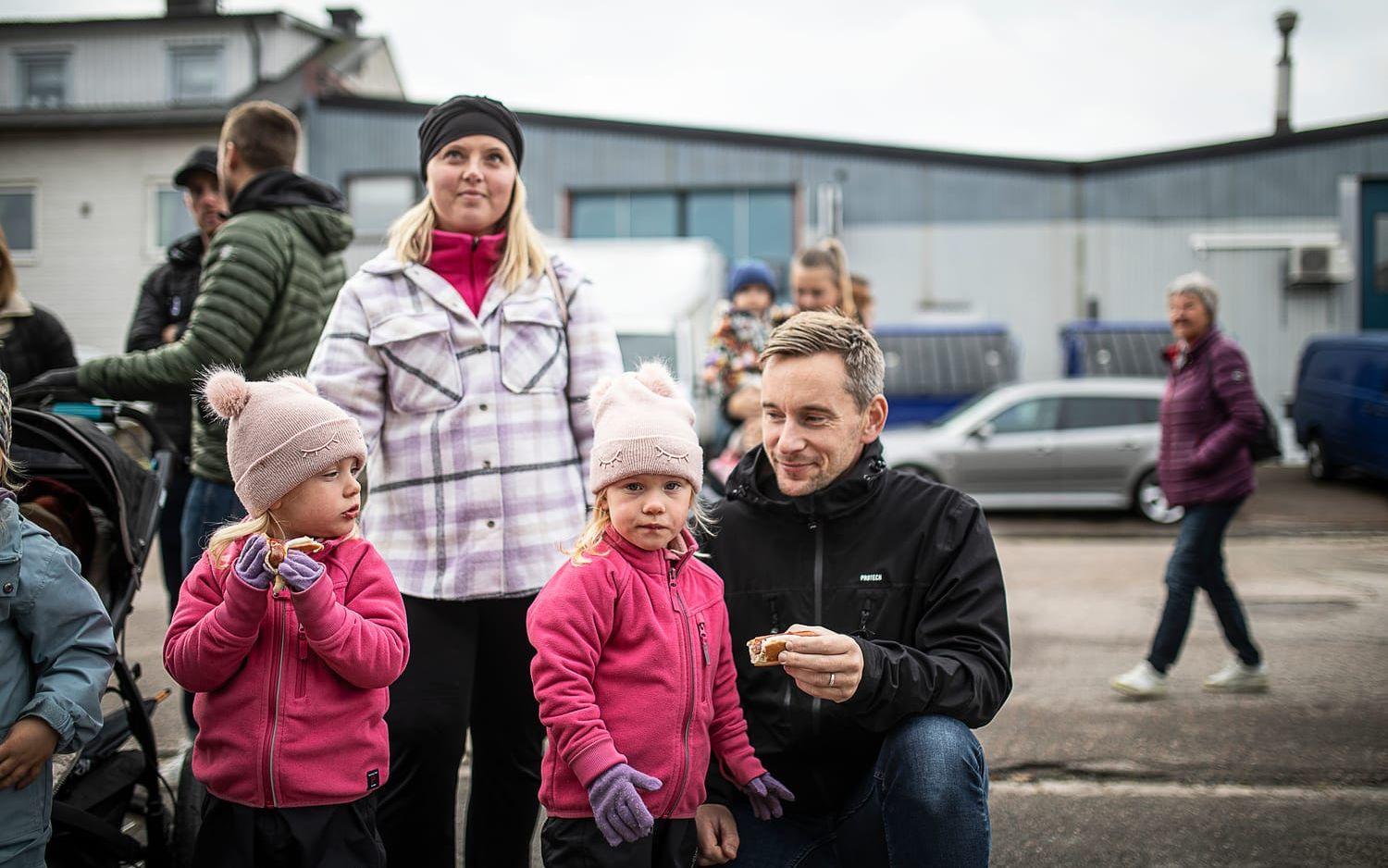För Izabel Johansson tillsammans med familjen Svante Flood och döttrarna Vera och Selma Johansson är Walk of hope årets viktigaste promenad. Isabel har själv nyligen avslutat en tuff cancerbehandling.
