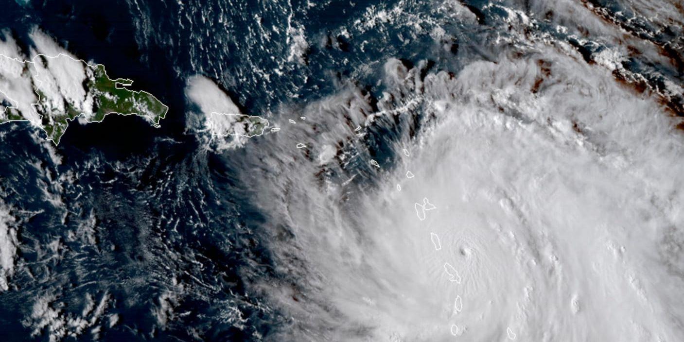 En bild av orkanen Maria, strax innan den nådde den lilla önationen Dominica.