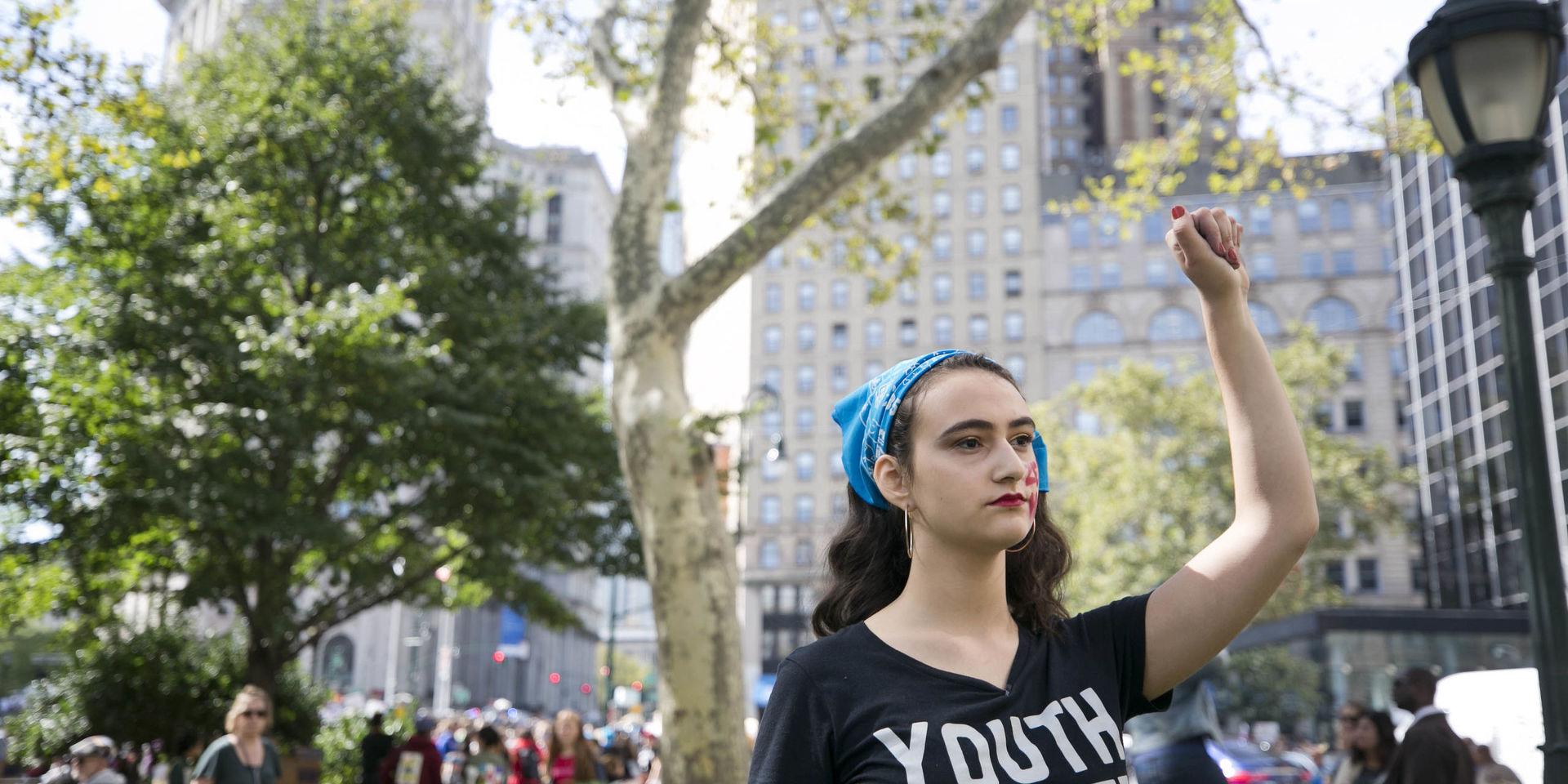 Jamie Margolin samlades tillsammans med andra demonstranter på Foley square i New York inför manifestationen.