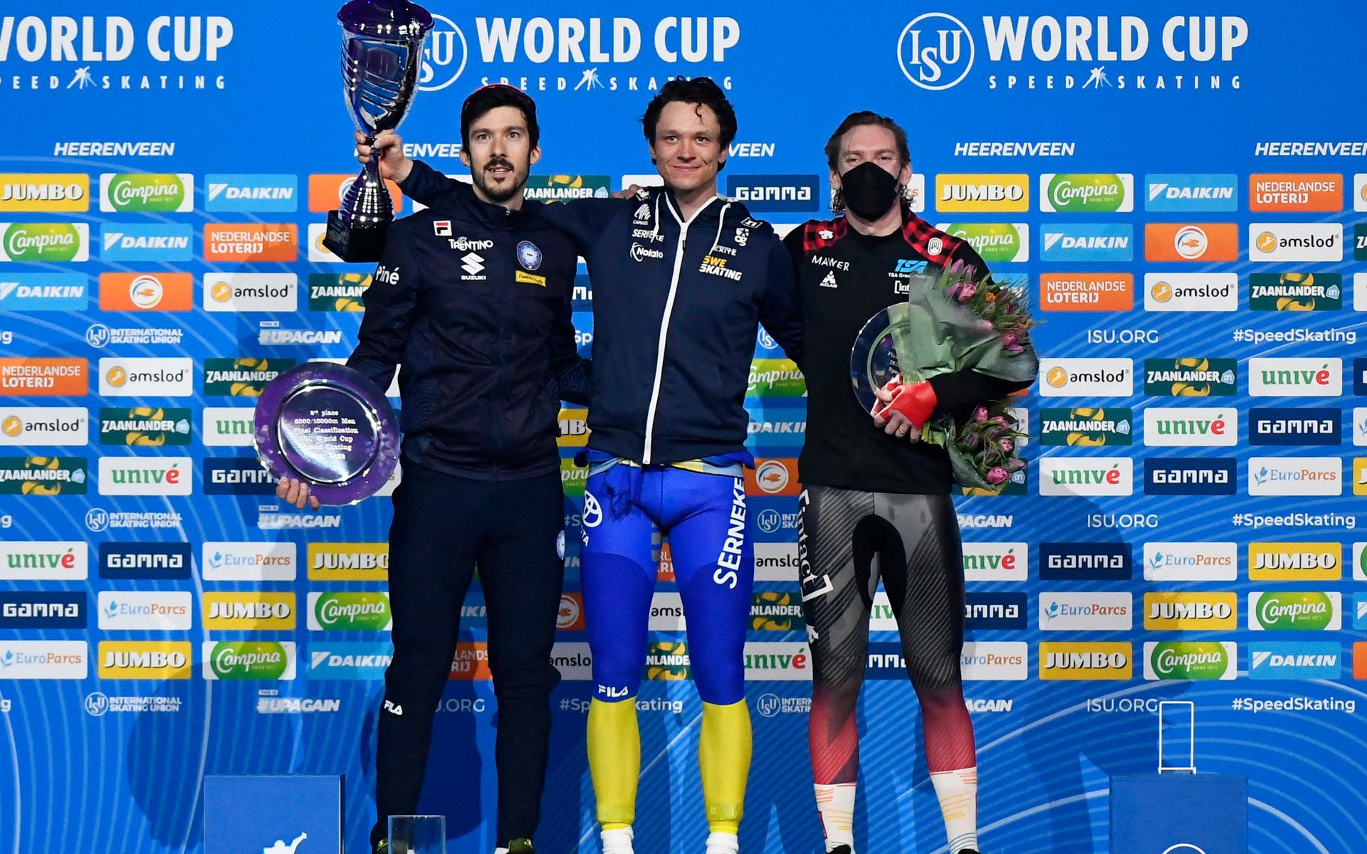 Nils van der Poel vann den totala världscupen. Tvåa kom Davide Ghiotto och trean Ted-Jan Bloemen. 
