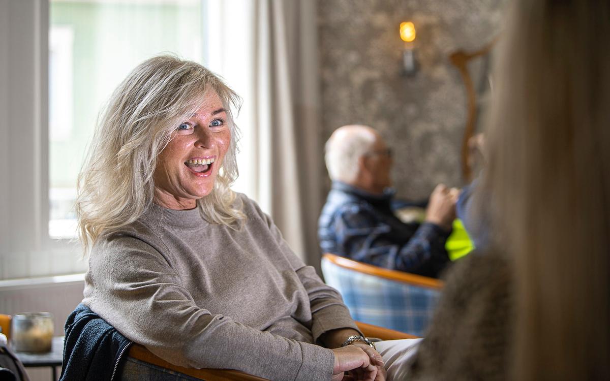 Succéförfattaren Åsa Hellberg: Jag älskar att komma hem till Fjällbacka